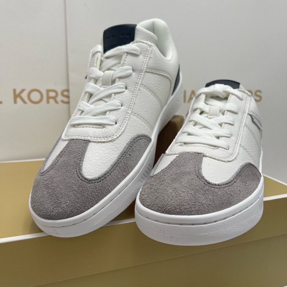 MICHAEL KORS Kai Mixed-Media Sneaker
Kai White
Cream and Gray Casual Sneakers - Picture 8 of 16